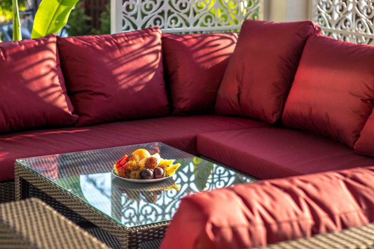 The Elegance Pool