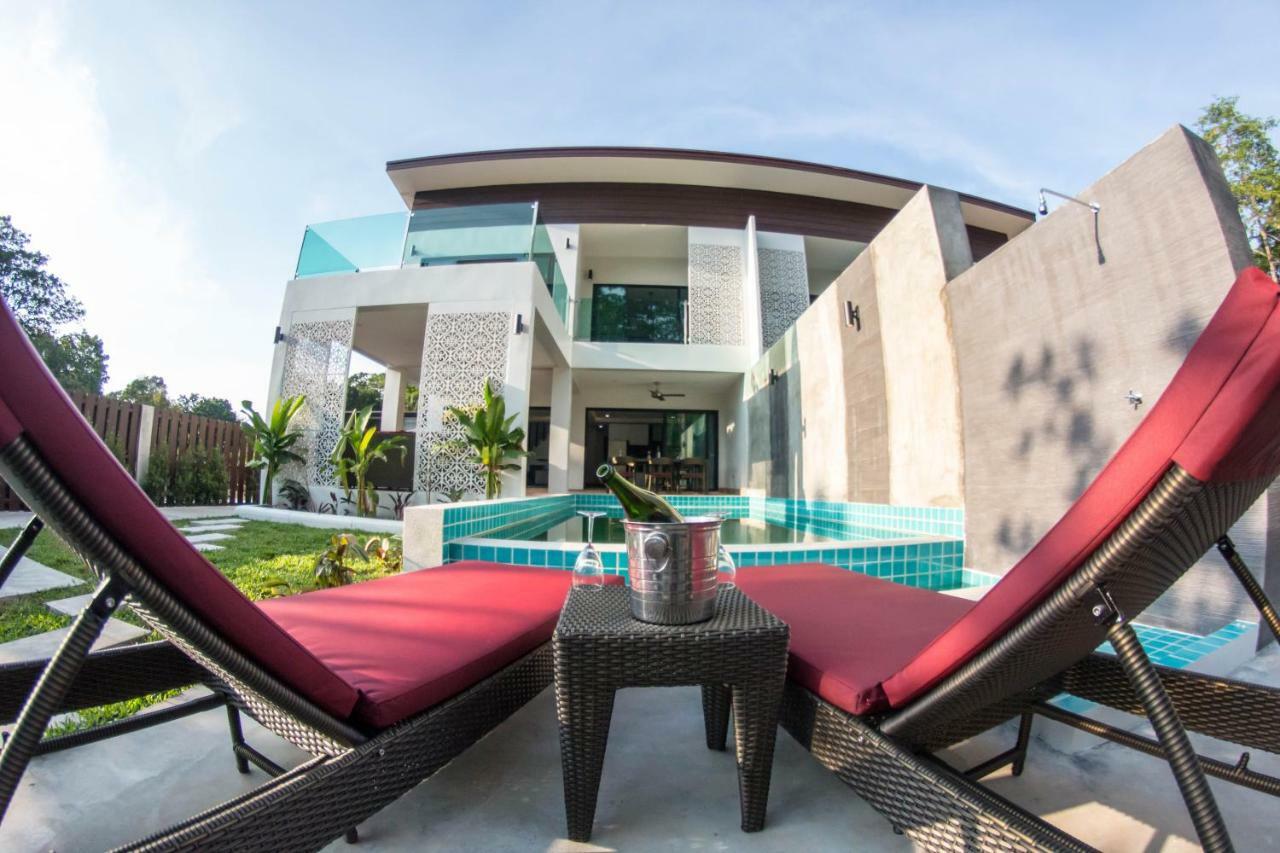 The Elegance Pool Villa